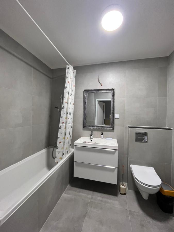 Comfy Guest Apartment Варшава Екстер'єр фото